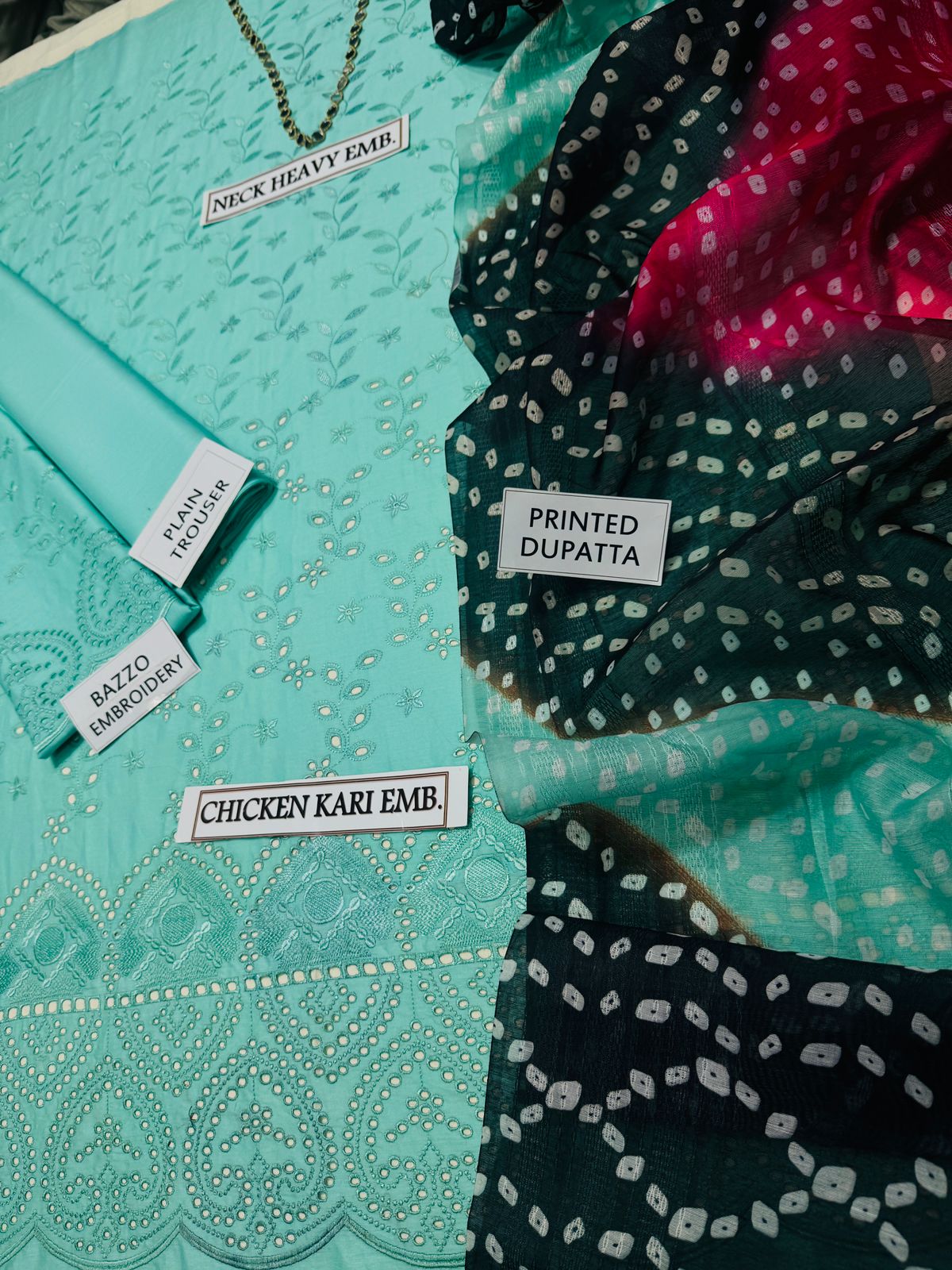 Grace S662-Embroidered 3PC Chickan Lawn with Printed munar dupatta.