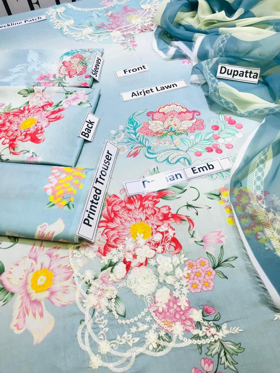 Grace S683-Embroidered 3PC Lawn dress with printed chiffon dupatta.